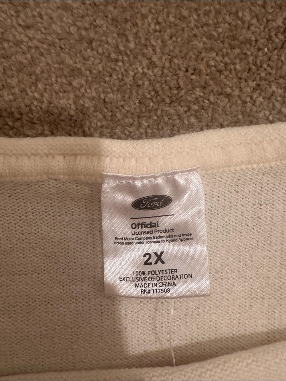 Ford Cream Branded Sweatshirt Label Detail - Picture 3 of 9